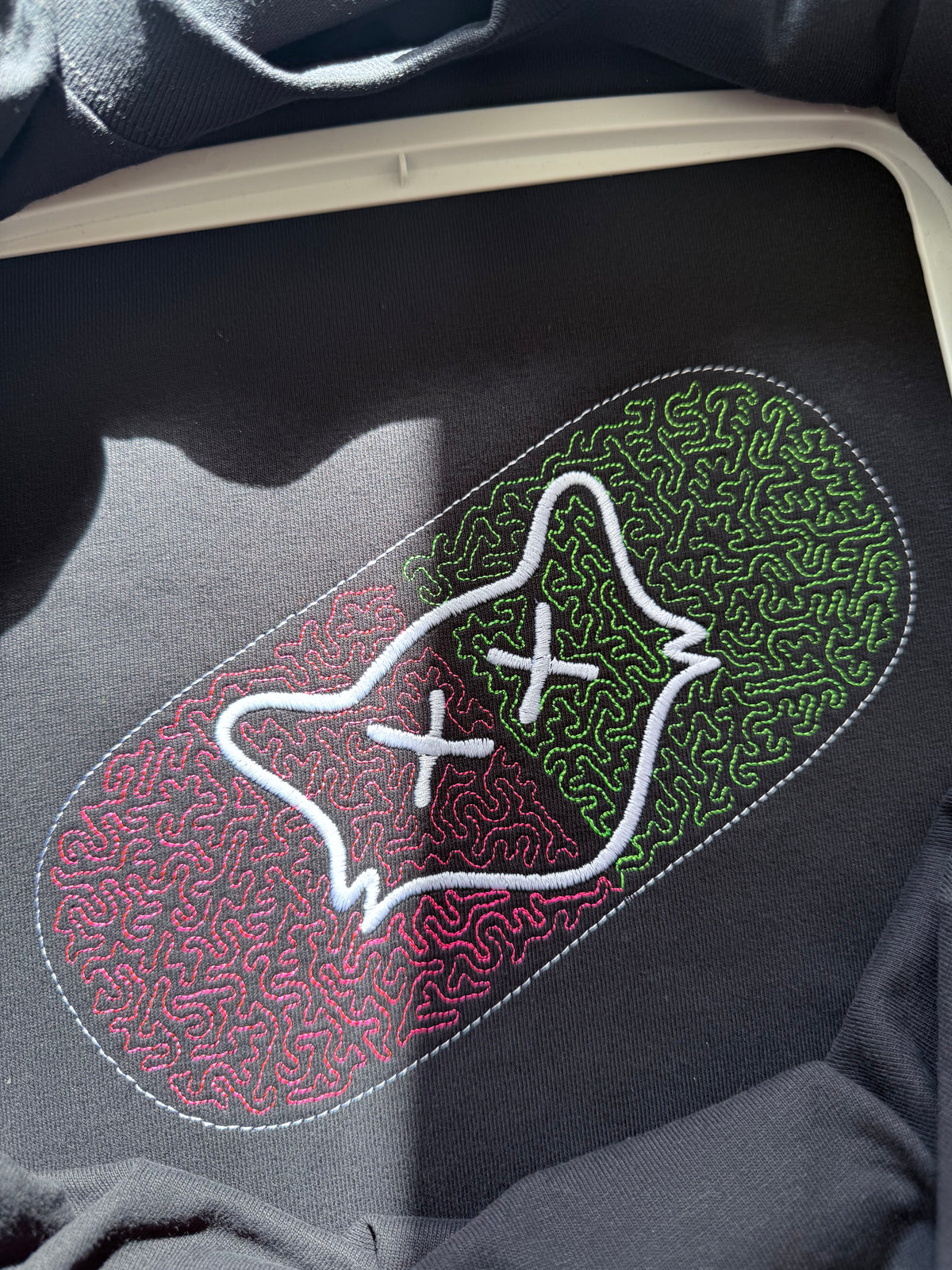 ------- 1HNDRD® PIECES ------ PILL MAZE