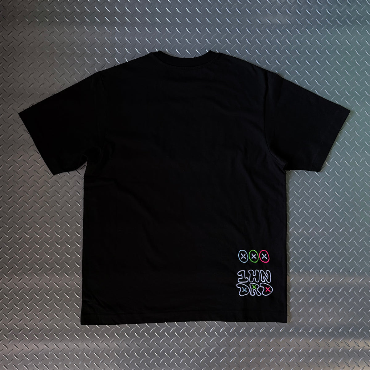 ------- 1HNDRD® PIECES ------ 1HNDRD & THOUSANDS