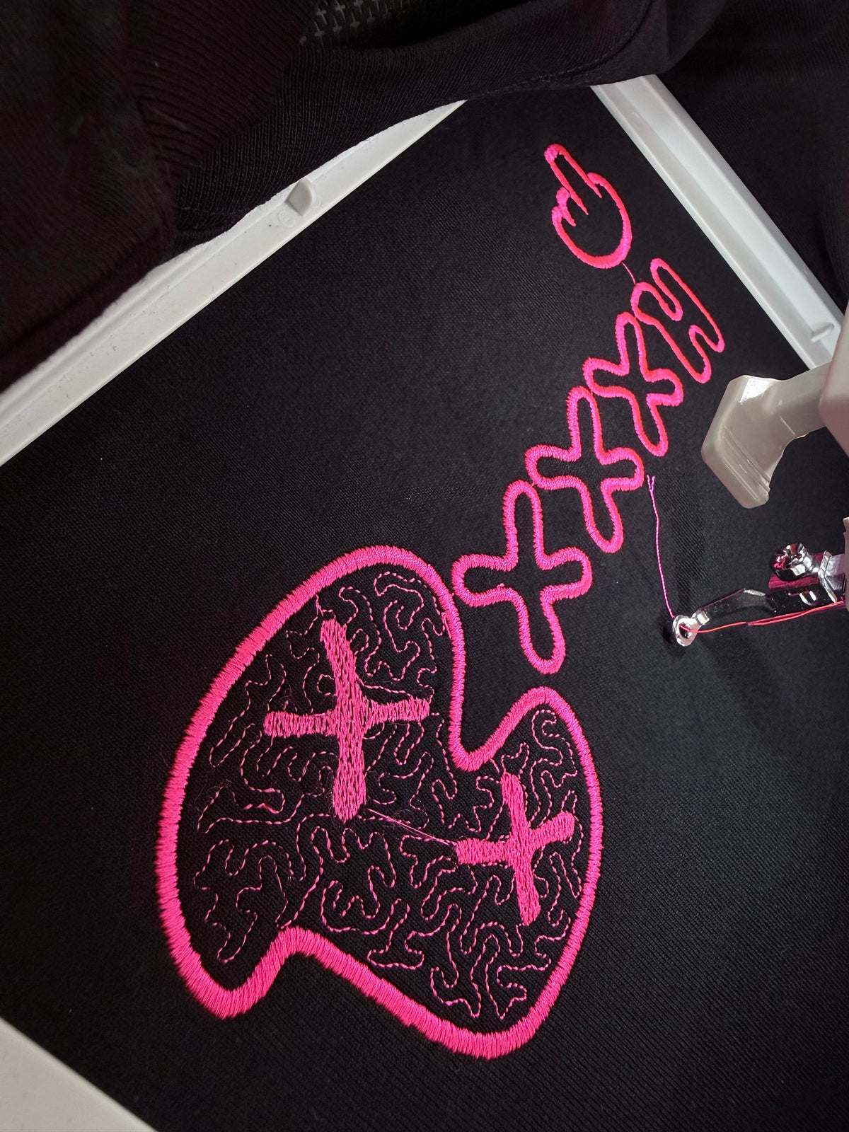 FLIPPING THE BITCH TEE