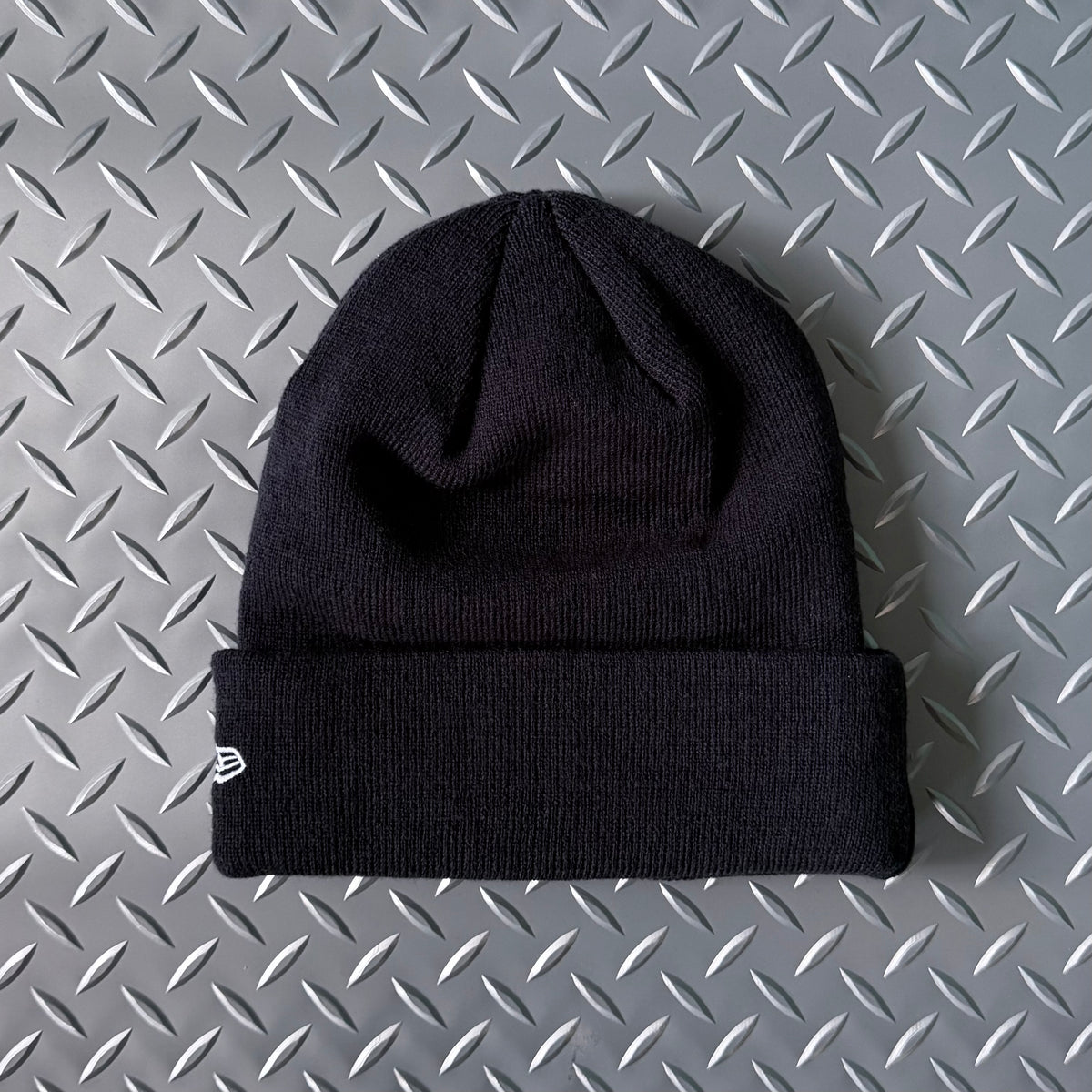 NAVY / NEW ERA BEANIE